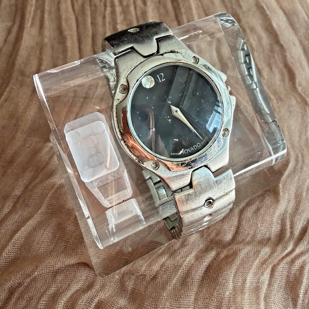 Movado Museum Classic 47A4032N Black Dial Swiss Quartz Watch Working